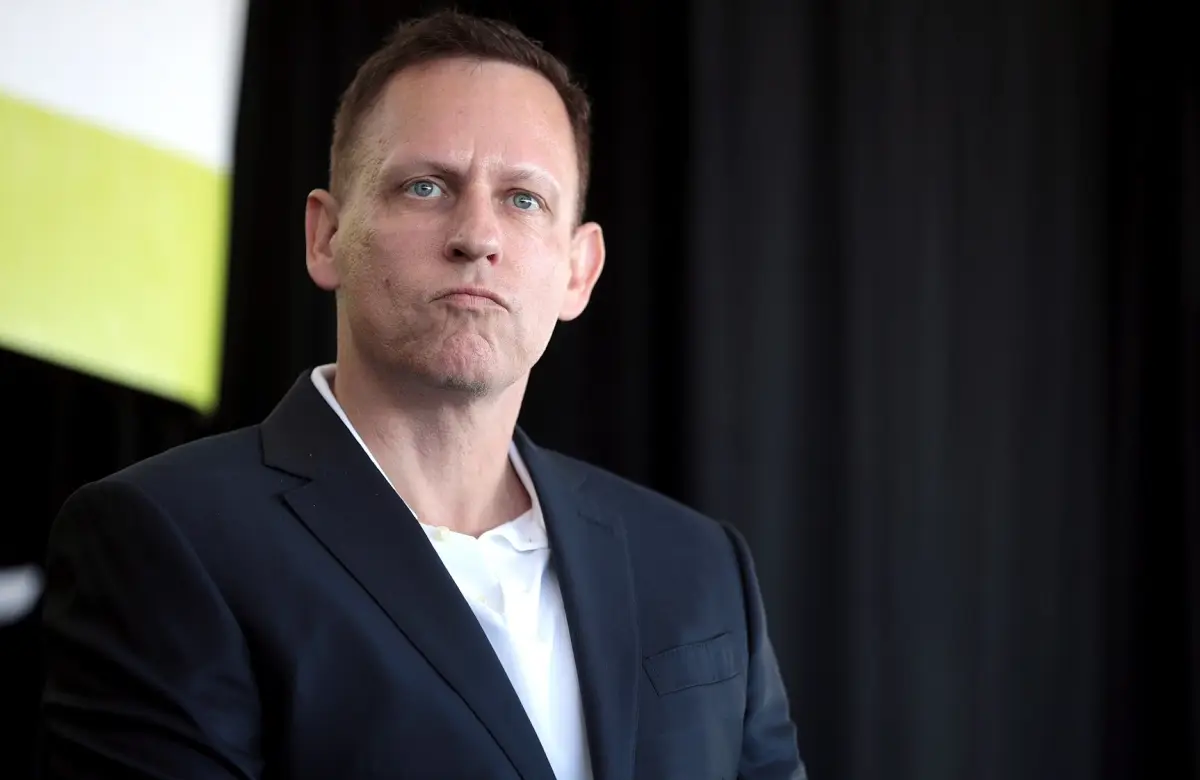 Filtran información de “Dialog”: ¿Qué hace y quienes integran el grupo de elite global liderado por Peter Thiel?
