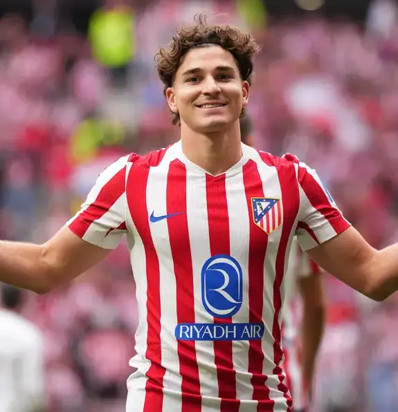 Julián Álvarez en la elite: antes del Mundial, Barcelona quiere llevarse al argentino por100 millones de euros