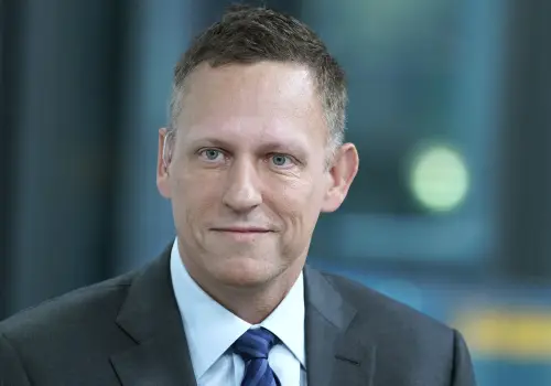 El nuevo sueño de Peter Thiel: abastecer a la IA desde los océanos