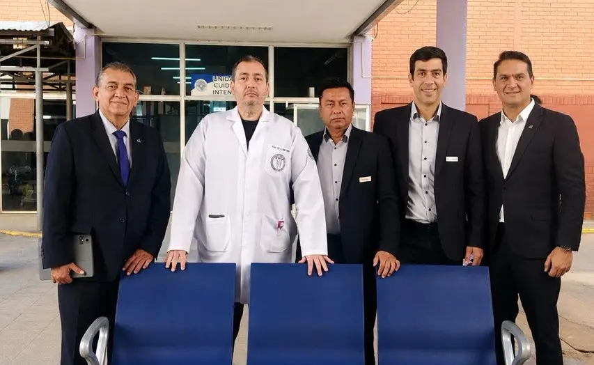 Quimfa lidera iniciativa para transformar las salas de espera del Hospital de Clínicas