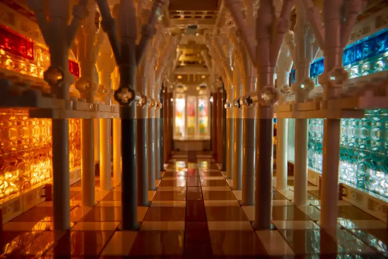 La Sagrada Familia. Fuente: LEGO