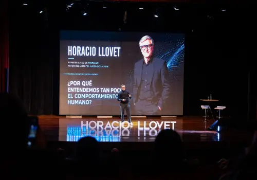 "La IA será la usina de mayor generación de empleo de la historia del mundo", afirmó Horacio Llovet