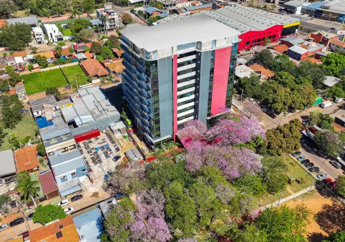 UMAX: la inversión en educación que impulsará el desarrollo económico del Paraguay 
