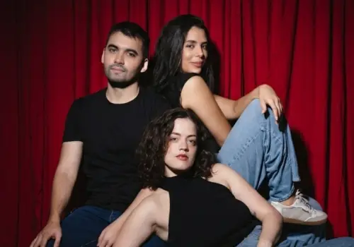 Cómo un grupo de jóvenes cambia la forma de disfrutar el teatro en Asunción