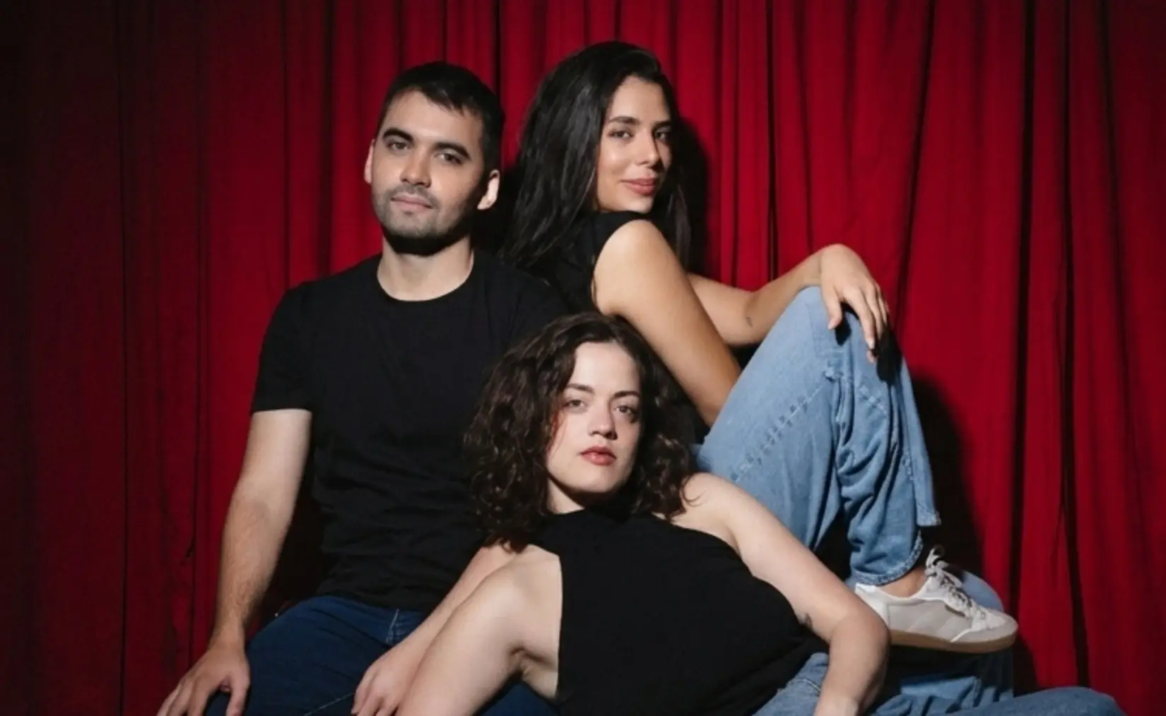 Cómo un grupo de jóvenes cambia la forma de disfrutar el teatro en Asunción
