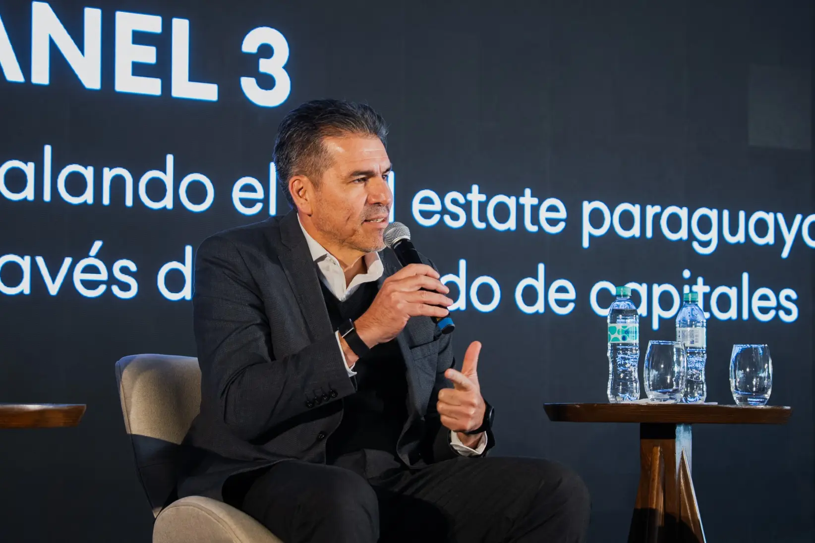 César Paredes, presidente de CADIEM Fondos. FOTO: IVÁN ACOSTA PAR FORBES PARAGUAY