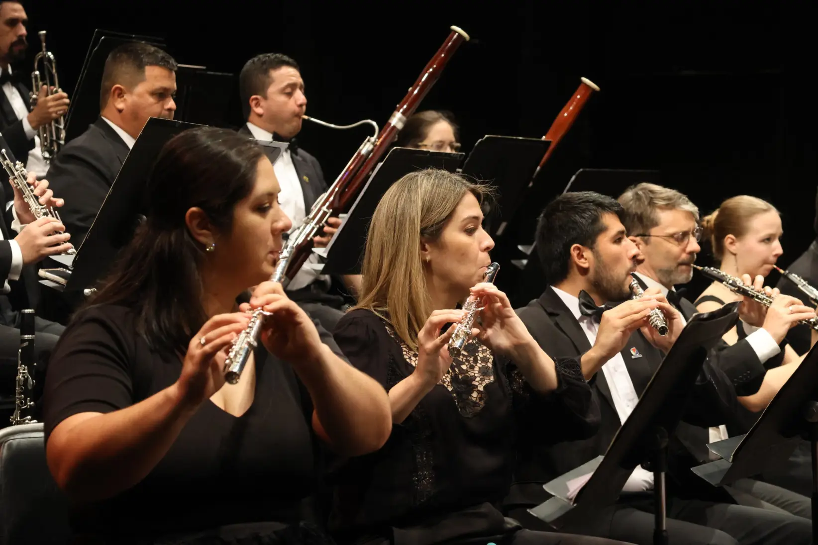 Los integrantes de la Orquesta Sinfónica Nacional ofrecerán una gala acompañados por la voz de Andrea Valobra. FOTO: GENTILEZA